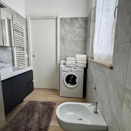 Casa Pincio - In Centro Con Parcheggio Privato - Affacciato Direttamente Sul Carnevale Appartement Fano